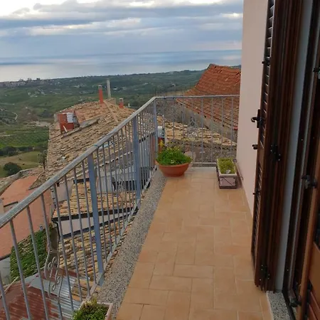 Badolato Panoramic House Сasa de vacaciones